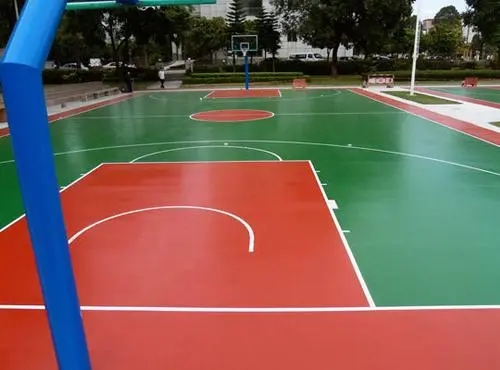 临沧球场地面翻新,裂缝修重要性
